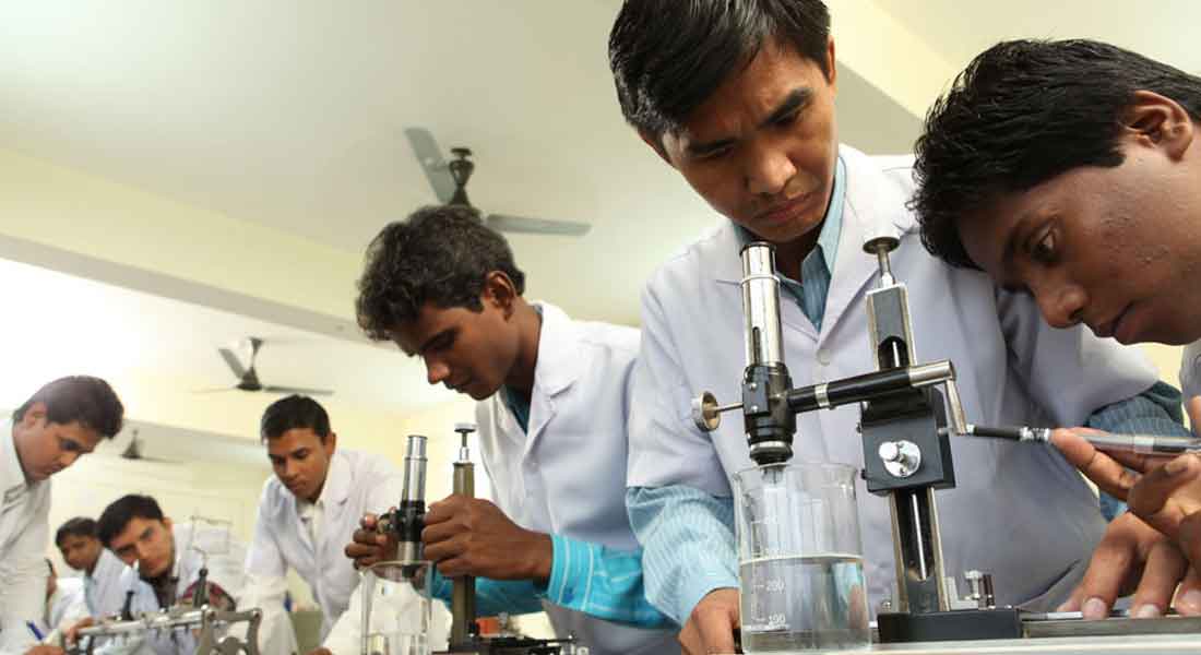 Medical-Lab-Technology-diploma-course-in-nashik